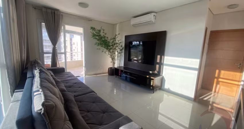 Lindo Apartamento de 3 dormitórios no Centro de Florianópolis