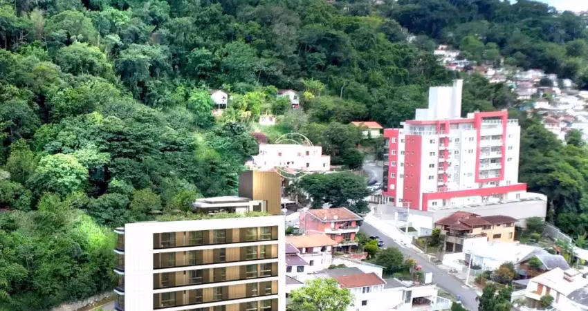 Ótimo Apartamento de 2 dormitórios no Centro de Apartamento