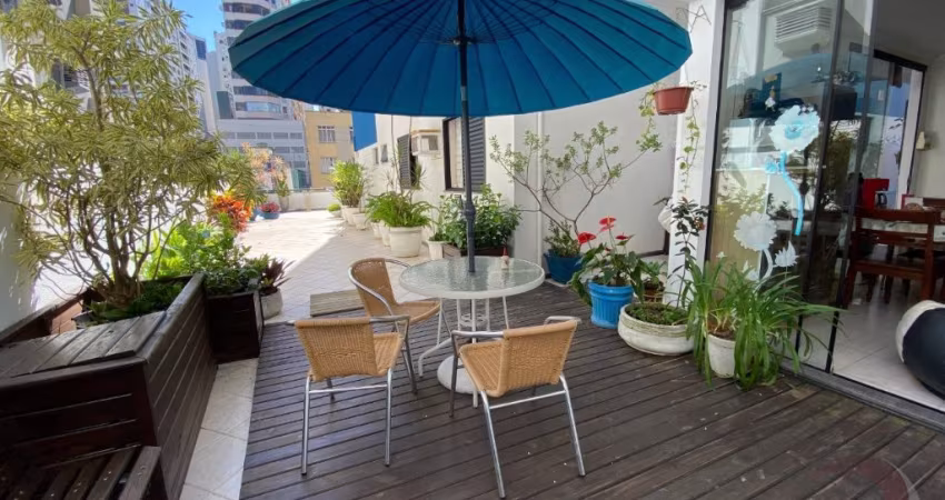 Lindo Apartamento de 4 dormitórios no Centro de Florianópolis