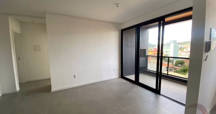 Lindo Apartamento de 2 dormitórios na Trindade