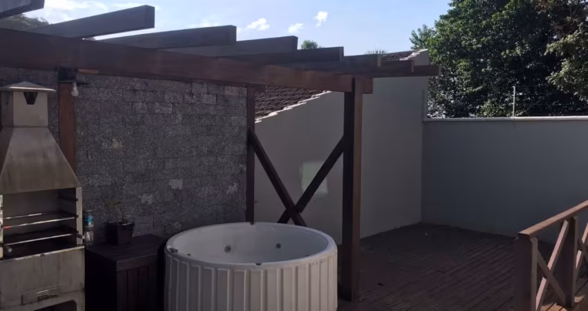 EXCELENTE Casa de 2 dormitórios no Centro de São José