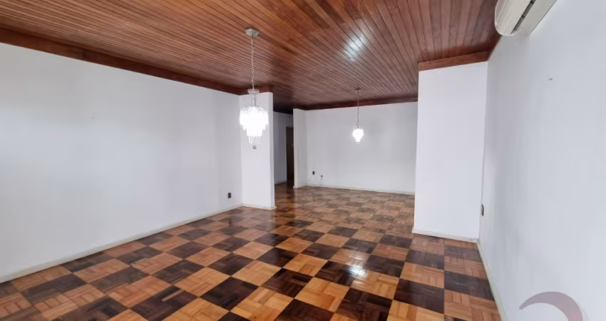 CASA RESIDENCIAL DE 4 DORMITÓRIOS