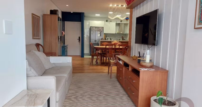 MARAVILHOSO APARTAMENTO DE 3 DORMITÓRIOS NO CENTRO DE FLORIANÓPOLIS