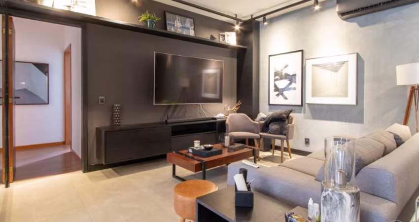 LINDO APARTAMENTO DE 4 DORMITÓRIOS NO CENTRO DE FLORIANÓPOLIS