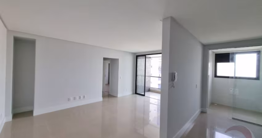 EXCELENTE APARTAMENTO DE 2 DORMITÓRIOS NA AGRONÔMICA