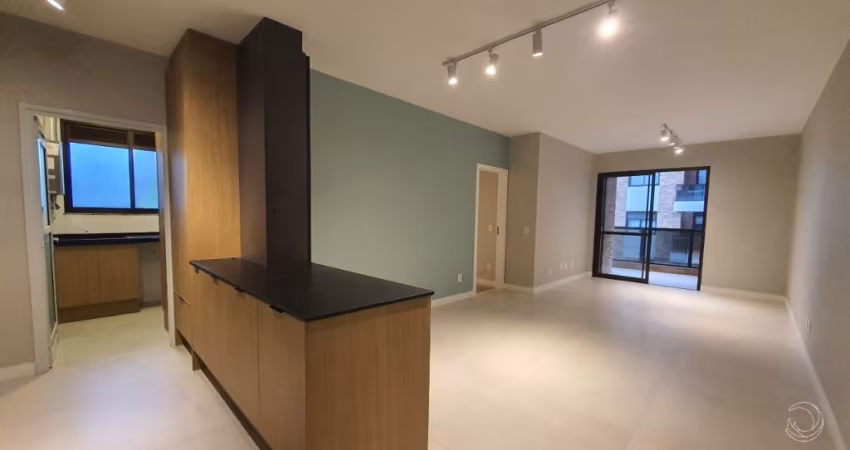 LINDO APARTAMENTO DE 4 DORMITÓRIOS NO ITACORUBI