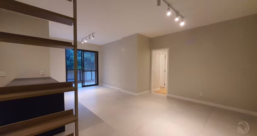 LINDO APARTAMENTO DE 3 DORMITÓRIOS NO ITACORUBI