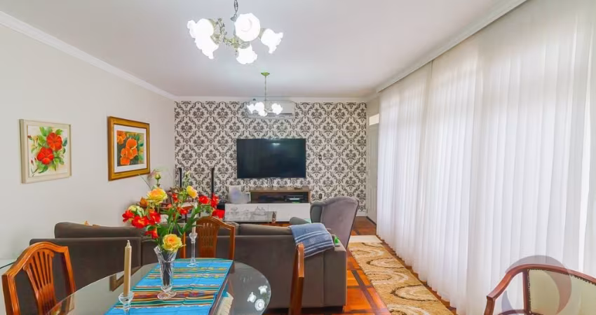 LINDA CASA RESIDENCIAL DE 6 DORMITÓRIOS NA TRINDADE