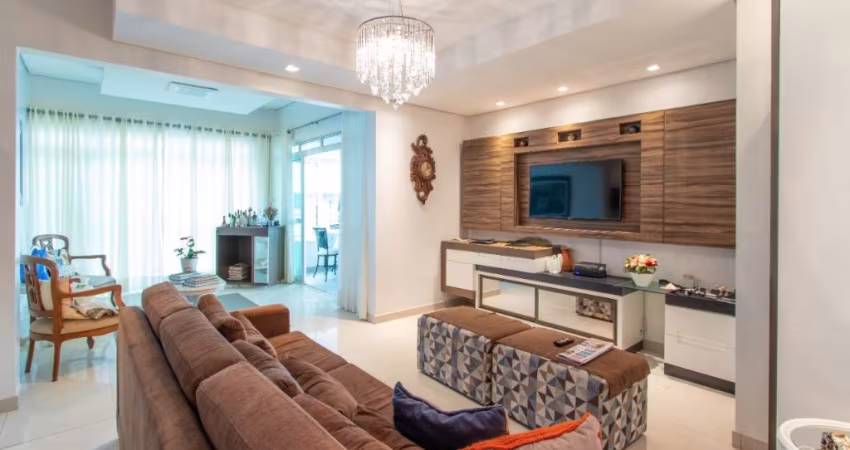 LINDO APARTAMENTO DE 3 DORMITÓRIOS NA CARVOEIRA