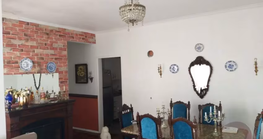 ÓTIMO APARTAMENTO DE 3 DORMITÓRIOS NO CENTRO DE FLORIANÓPOLIS