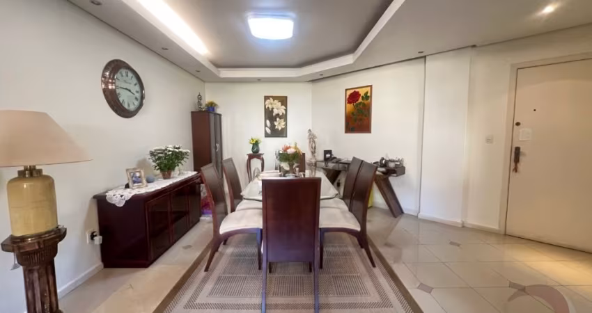 LINDO APARTAMENTO DE 3 DORMITÓRIOS NO CENTRO
