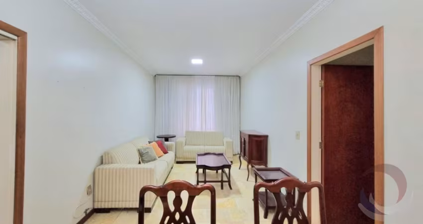 LINDO APARTAMENTO DE 3 DORMITÓRIOS NO CENTRO DE FLORIANÓPOLIS