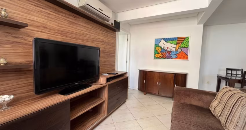 ÓTIMO APARTAMENTO DE 2 DORMITÓRIOS NO CENTRO DE FLORIANÓPOLIS