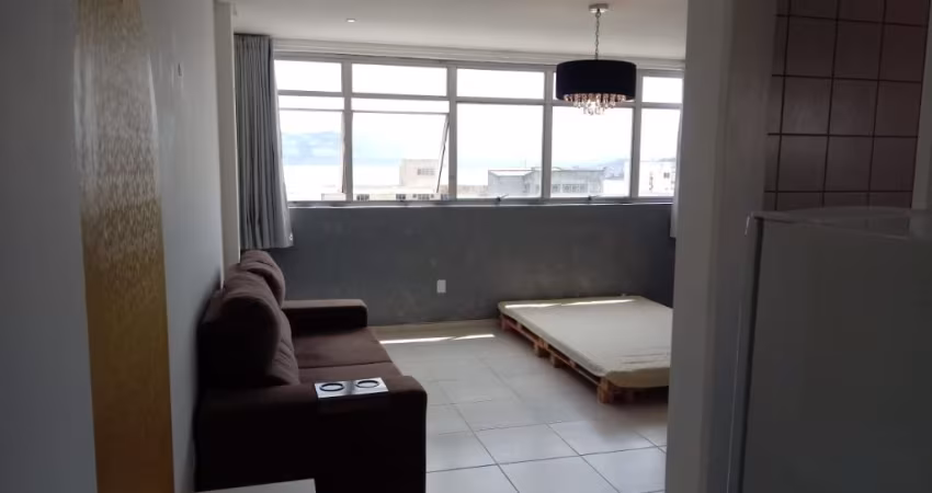 ÓTIMO APARTAMENTO DE 1 DORMITÓRIO NO CENTRO DE FLORIANÓPOLIS