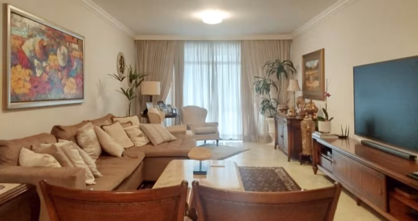 ÓTIMO APARTAMENTO DE 3 DORMITÓRIOS NO CENTRO DE FLORIANÓPOLIS