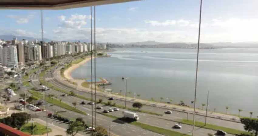 ÓTIMO APARTAMENTO DE 6 DORMITÓRIOS NO CENTRO DE FLORIANÓPOLIS
