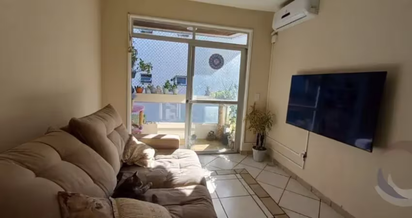 LINDO APARTAMENTO DE 2 DORMITÓRIOS NA TRINDADE