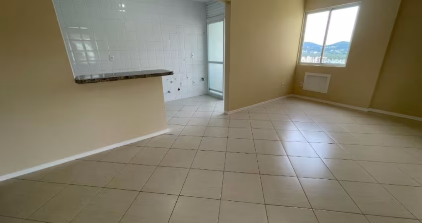 ÓTIMO APARTAMENTO DE 2 DORMITÓRIOS NA TRINDADE