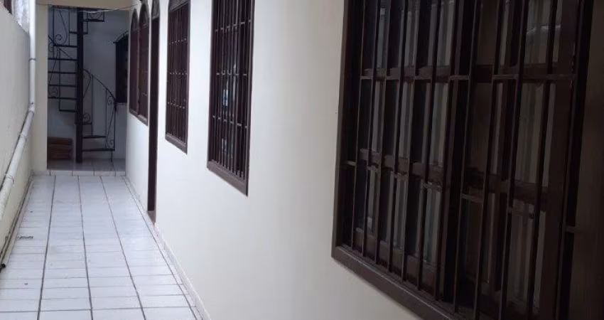 EXCELENTE CASA RESIDENCIAL DE 7 DORMITÓRIOS NO SACO DOS LIMÕES