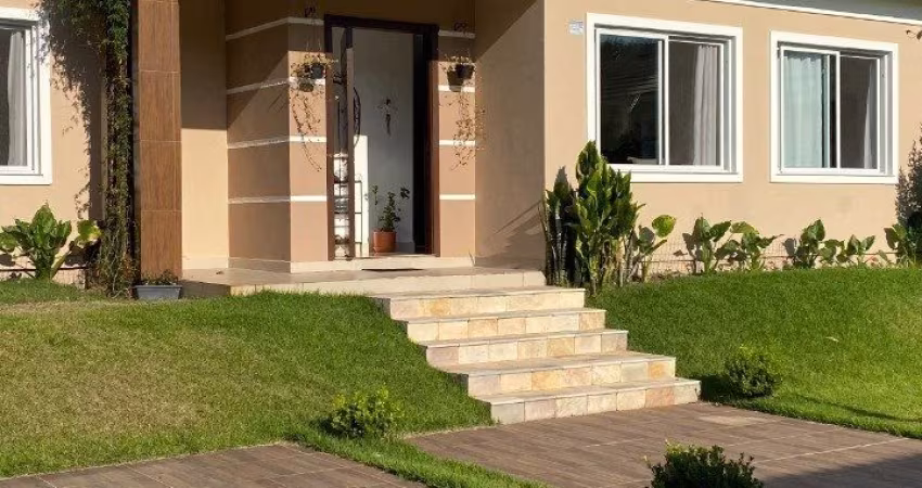 ÓTIMA CASA RESIDENCIAL DE 5 DORMITÓRIOS NO SANTO ANTÔNIO DE LISBOA