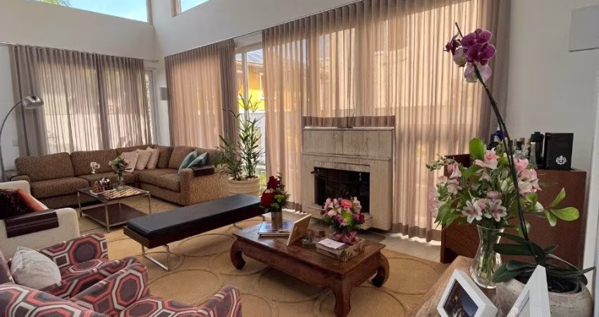 LINDA CASA RESIDENCIAL DE 5 DORMITÓRIOS EM SANTO ANTÔNIO DE LISBOA