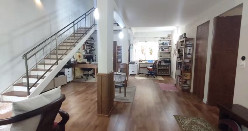 LINDA CASA RESIDENCIAL DE 2 DORMITÓRIOS EM SAMBAQUI