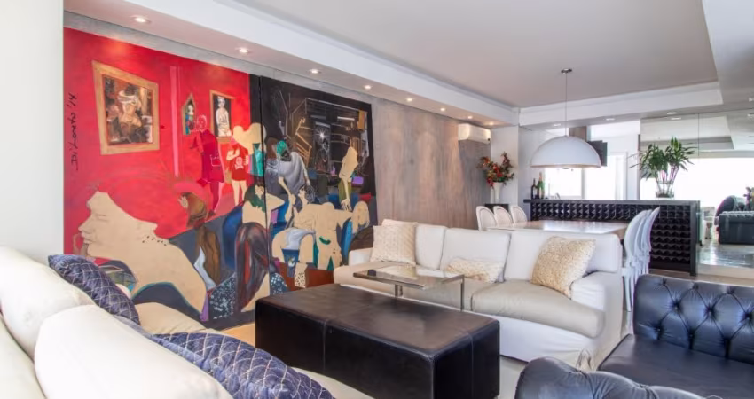 LINDO APARTAMENTO DE 3 DORMITÓRIOS NO CENTRO DE FLORIANÓPOLIS