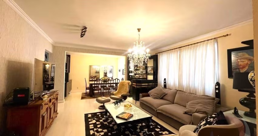 ÓTIMO APARTAMENTO DE 2 DORMITÓRIOS NO CENTRO DE FLORIANÓPOLIS