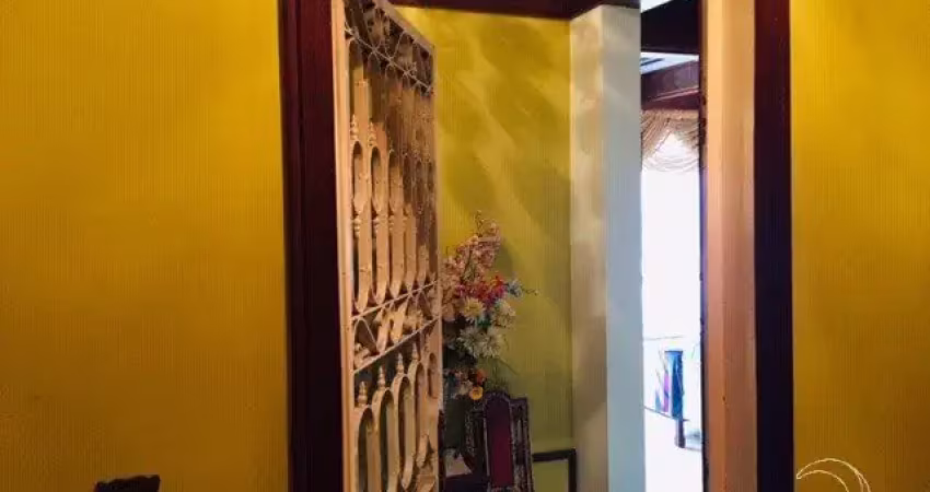 ÓTIMO APARTAMENTO DE 3 DORMITÓRIOS NO CENTRO DE FLORIANÓPOLIS