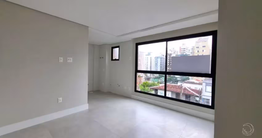 LINDO APARTAMENTO DE 1 DORMITÓRIOS NO CENTRO DE FLORIANÓPOLIS