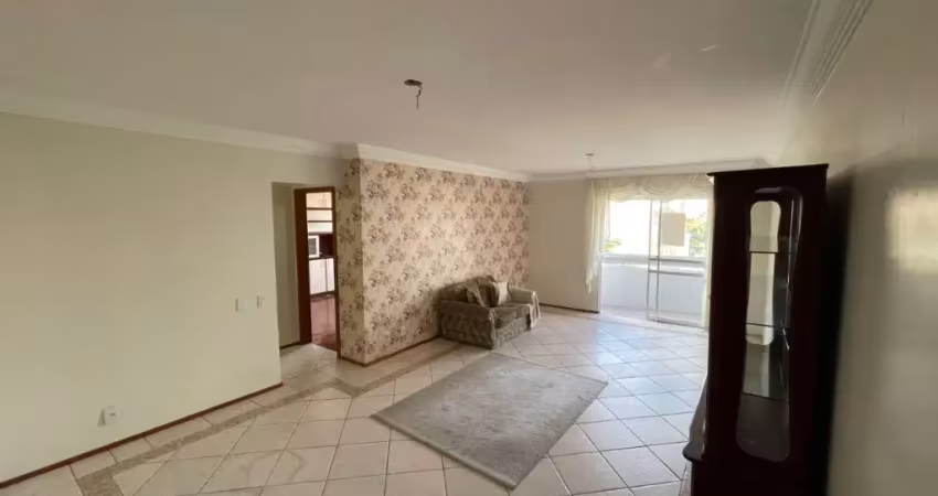Excelente apartamento de 3 dormitórios no centro de florianópolis