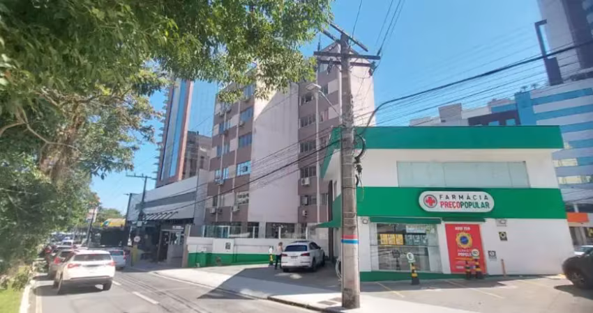 ÓTIMO APARTAMENTO DE 2 DORMITÓRIOS NO CENTRO DE FLORIANÓPOLIS