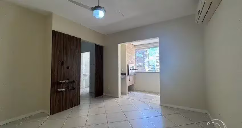 Ótimo apartamento de 3 dormitórios no centro de florianópolis