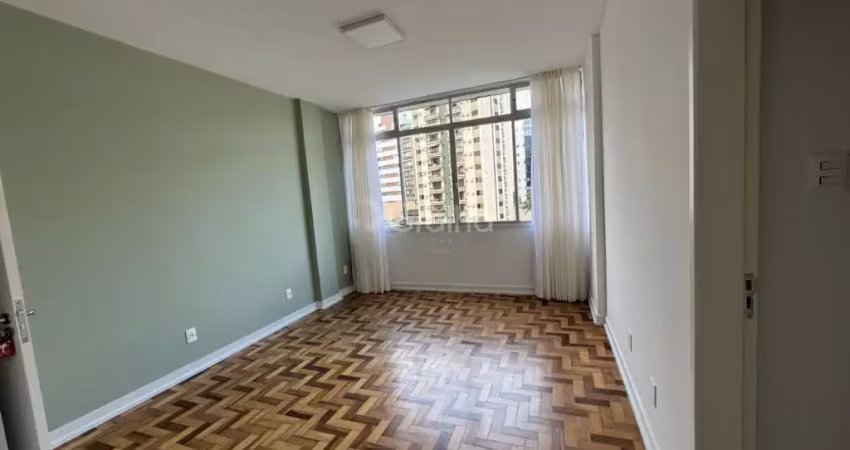 Ótimo apartamento de 2 dormitórios no centro de florianópolis