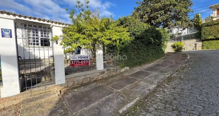 Casa com 4 quartos à venda na Rua Itaipu, 000, Itacorubi, Florianópolis