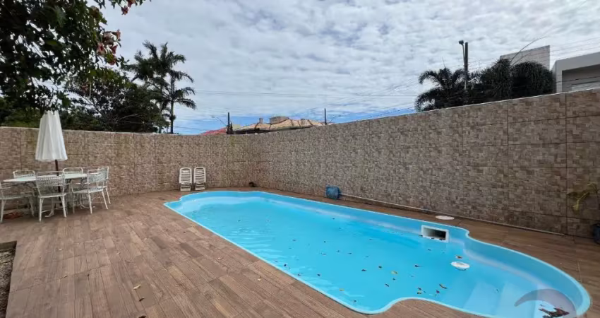 Casa residencial de 4 dormitórios no bairro córrego grande