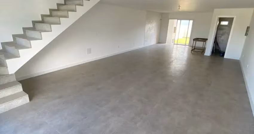 Linda casa residencial de 3 dormitórios no bairro lagoa da conceição