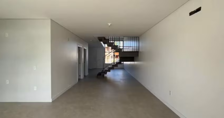 Maravilhosa casa residencial de 3 dormitórios no bairro lagoa da conceição