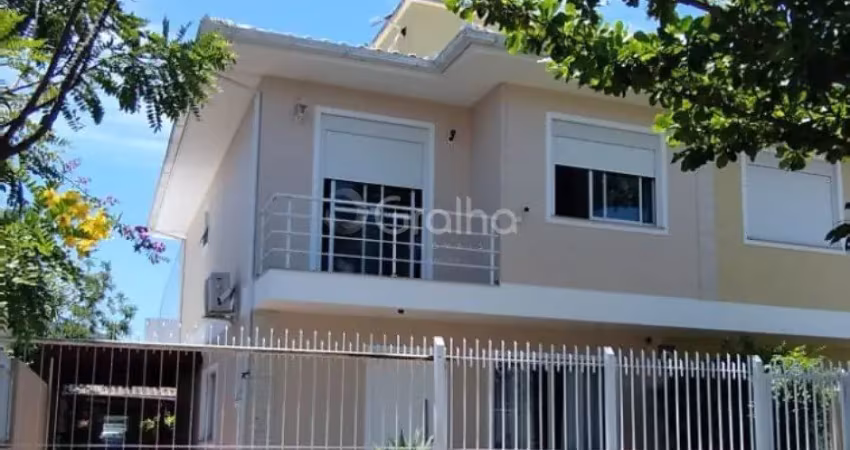 Casa para venda com 03 quartos no bairro campeche em florianópolis