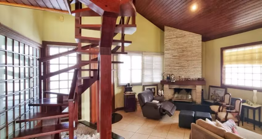 Linda casa de 03 dormitórios e 1 suíte no bairro carianos em florianópolis