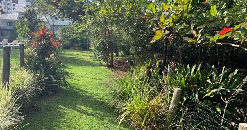 Linda casa residencial de 4 dormitórios no bairro joão paulo