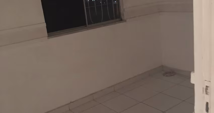 Condomínio  chácara  São  Bernardo  2/4 valor 130.000,00