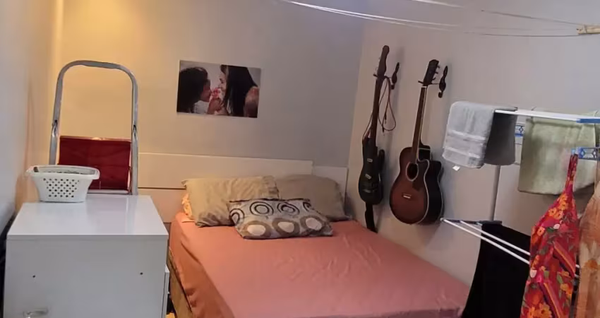 Apartamento com 3 quartos à venda na Rua maria da ajuda  Medeiros, 87, Vale dos Lagos, Salvador