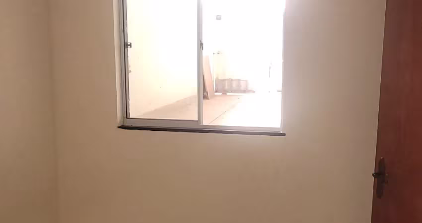 Casa castelo branco  casa solta  2/4 com garagem  valor  200.000,00