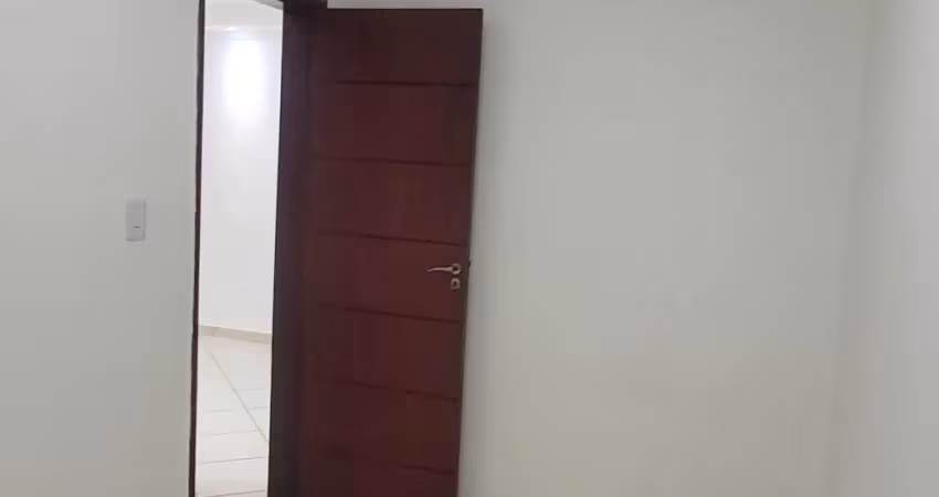 Apartamento com 2 quartos para alugar na Rua Direta do Ypiranga, 689, Vila Canária, Salvador