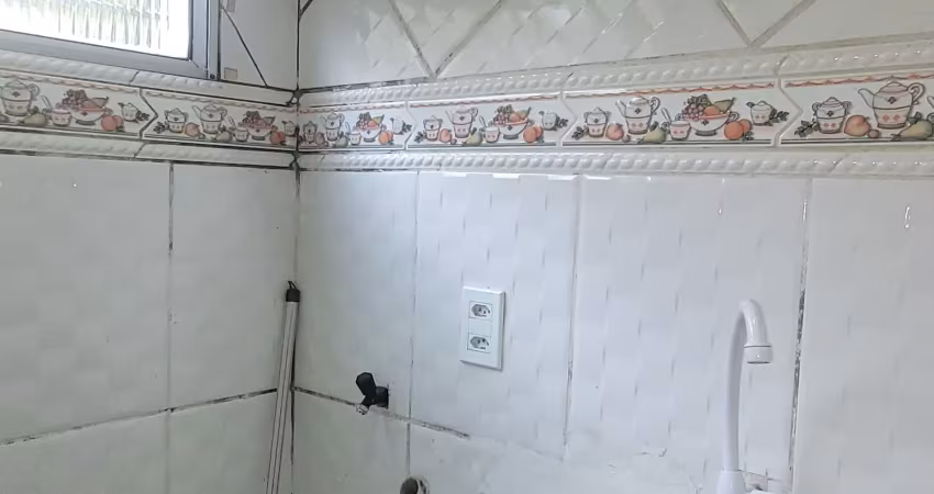 Apartamento com 2 quartos à venda na Travessa Valdomiro Pereira Lima, 367, Vila Canária, Salvador