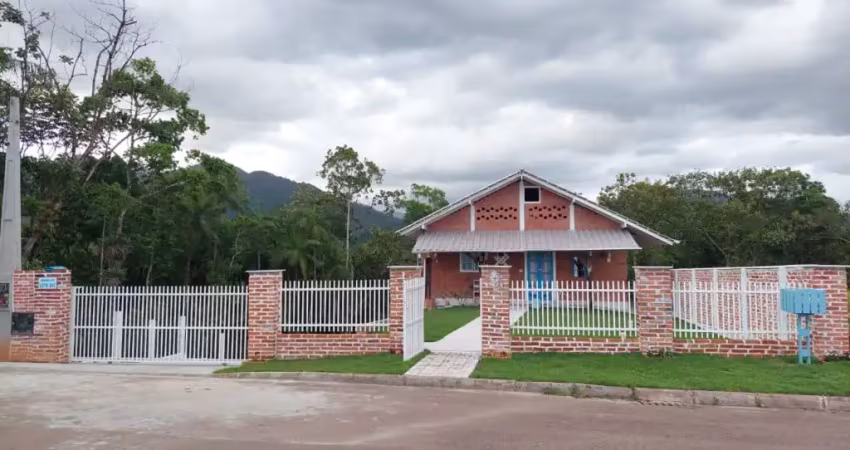 Casa com 2 quartos à venda na Rua Doutor Jorge Lacerda, Divinéia, Rio dos Cedros