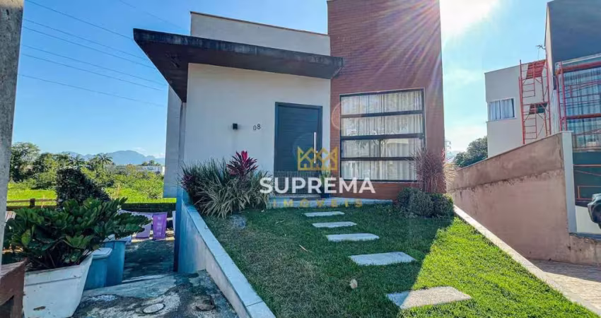 Casa com 3 dormitórios à venda, 266 m² por R$ 1.190.000,00 - Vila Nova - Joinville/SC