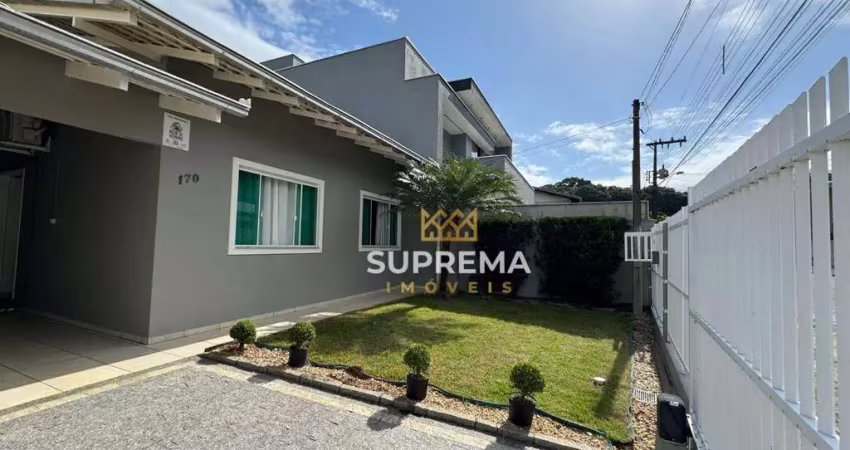 Casa plana com 2 dormitórios à venda, 131 m² por r$ 690.000 - petrópolis - joinville/sc