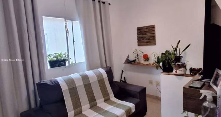 Casa Sobreposta para Venda em Praia Grande, Melvi, 2 dormitórios, 1 banheiro, 1 vaga